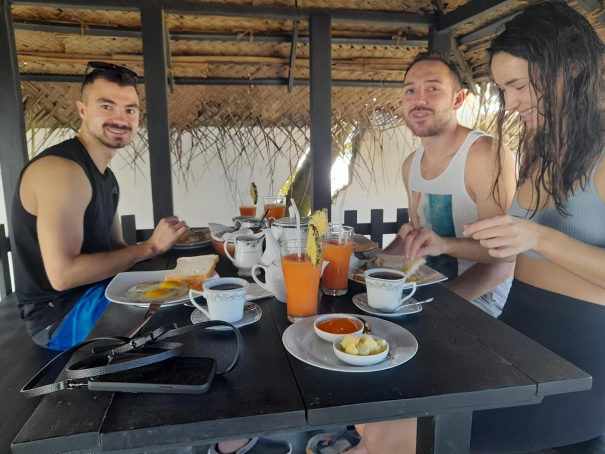 Love Birds Beach Hotel 马特勒 外观 照片